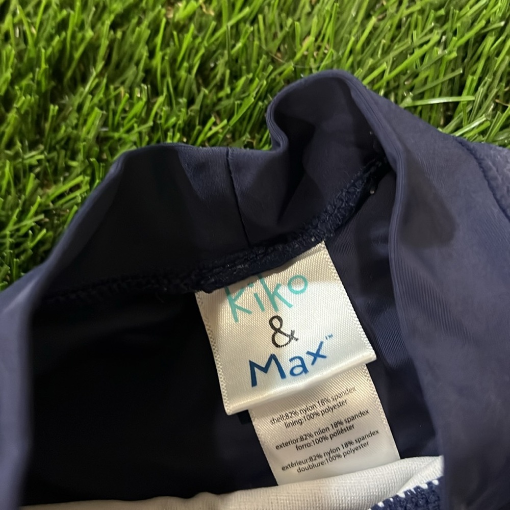 Kiko & Max Rashguard Top - Picture 3 of 3